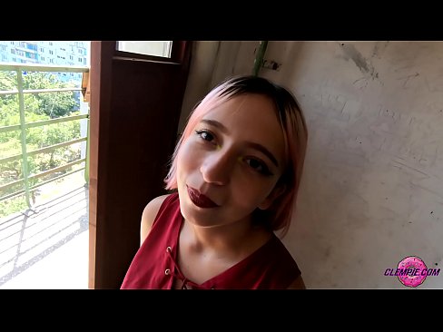 ❤️ Nemandi Sensual sýgur ókunnugan í úthafinu - Ásamt andliti hans ☑ Ofsagt kynlíf hjá okkur ☑